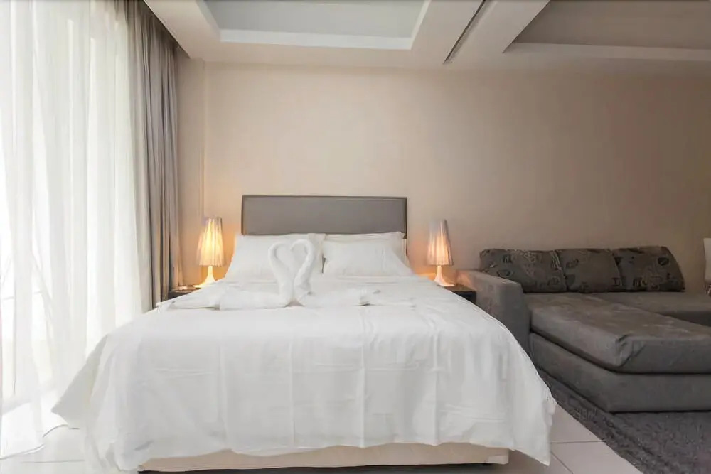 M-Lux Suites