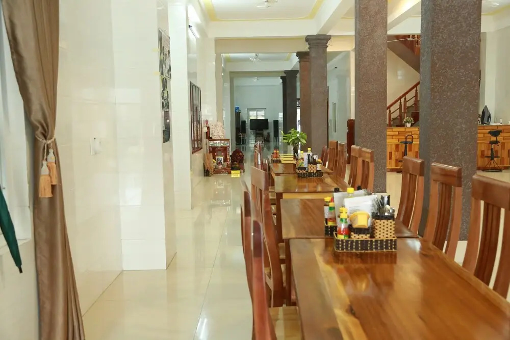Gold Plus Hotel