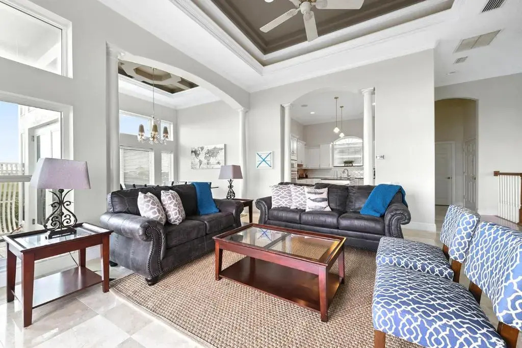 Beach Belle, 4 Bedrooms, Sleeps 10, Private Pool, Ocean Front, Elevator