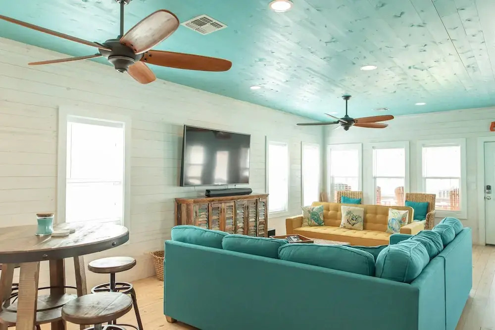 Beach Therapy 4 Bedroom Home
