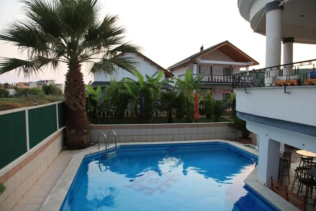 Aspri Villa
