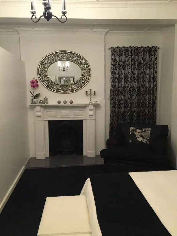 The Glam Guesthouse