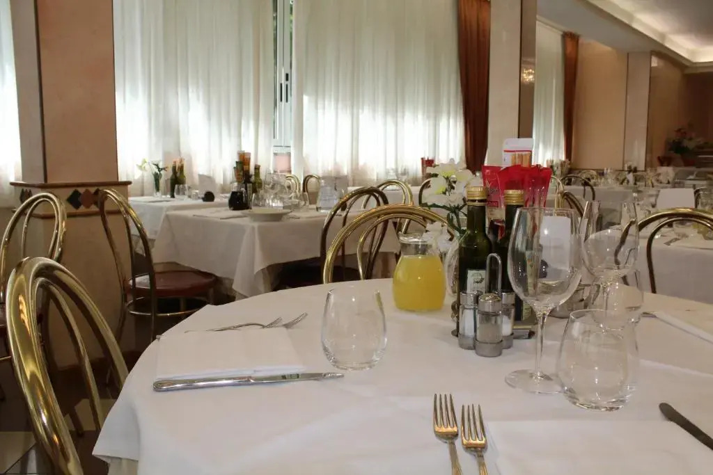 Hotel de Paris