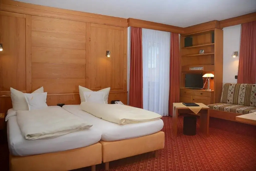 Hotel Alpenhof