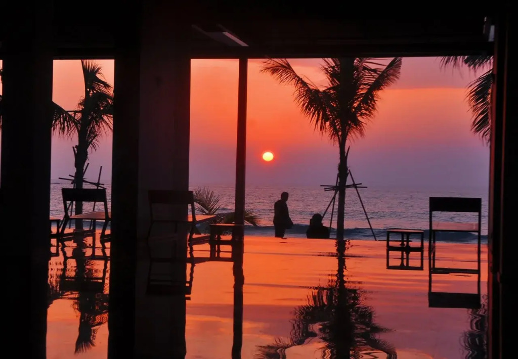 Pandanus Beach Resort & Spa