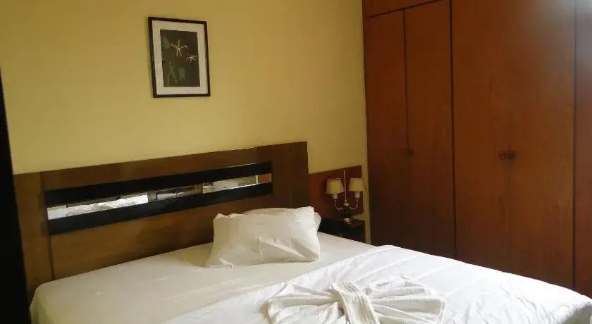 Sixs Hotel