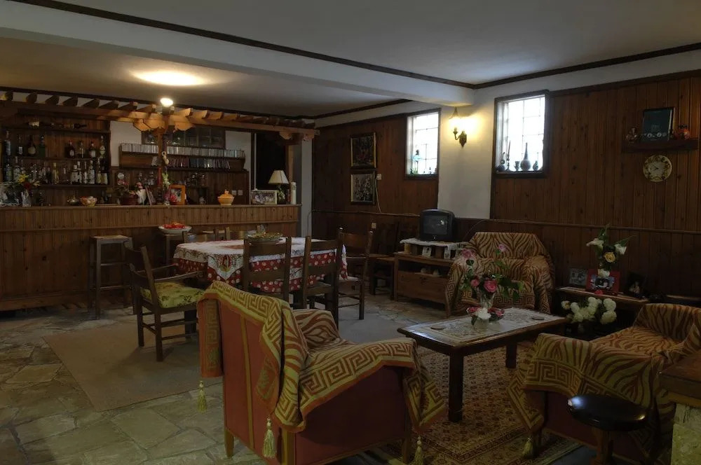 Magani Apartments & Maisonettes