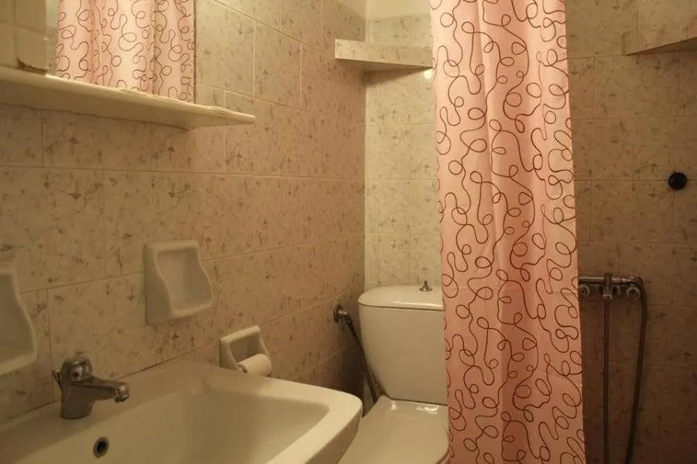Country House Apartments