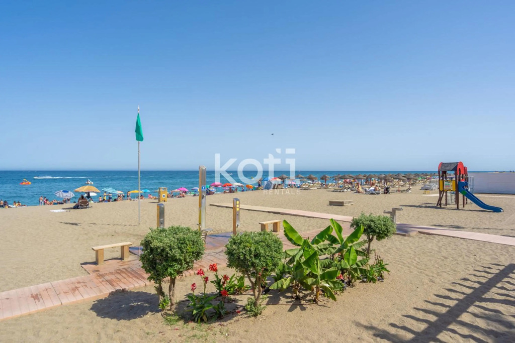 GlamUrban Flat Koti Rentals