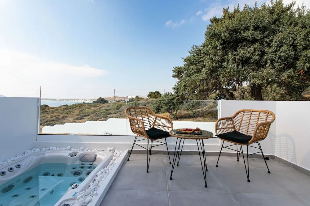 Seanfinity Beachfront Suites