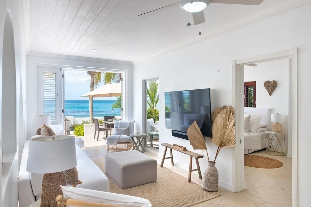 Exceptional Beachfront Living - Milord Sunsets 3 Bedroom Home by Blue Sky Luxury