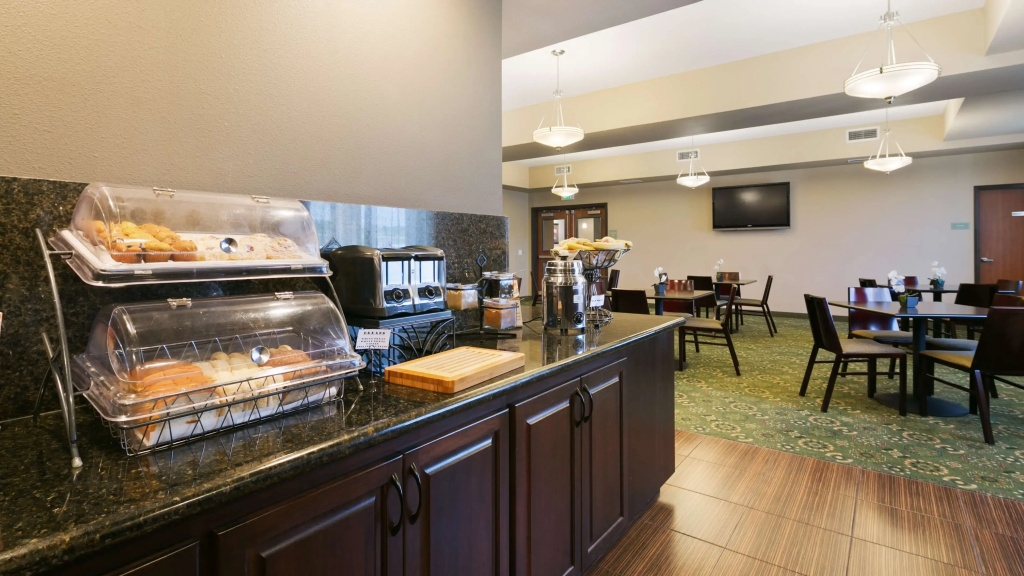Best Western Plus Port of Camas-Washougal Convention Center
