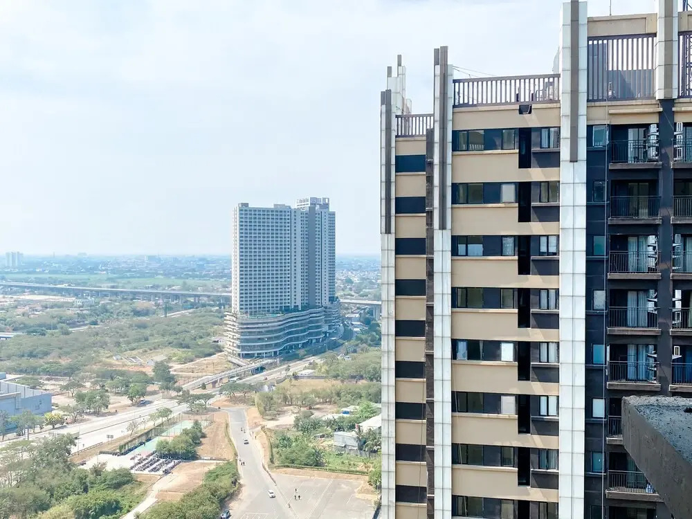 Simply Look Studio At Meikarta By Apartment Travelio