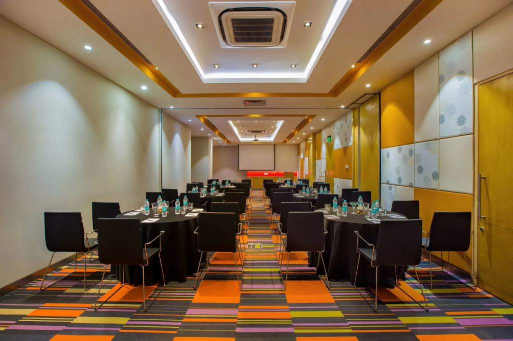 ibis Gurgaon Golf Course Road Hotel