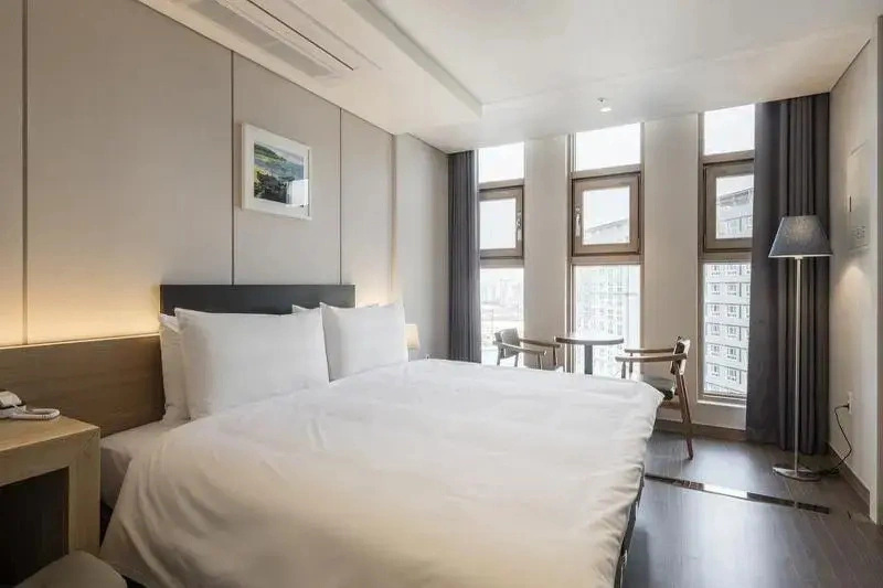 Hotel Lucebridge