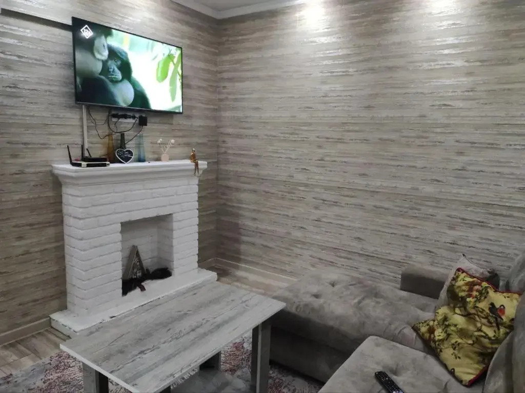 Комфортный дом до 4х человек. Есть парковка на 2 машины, Wi-Fi, TV.