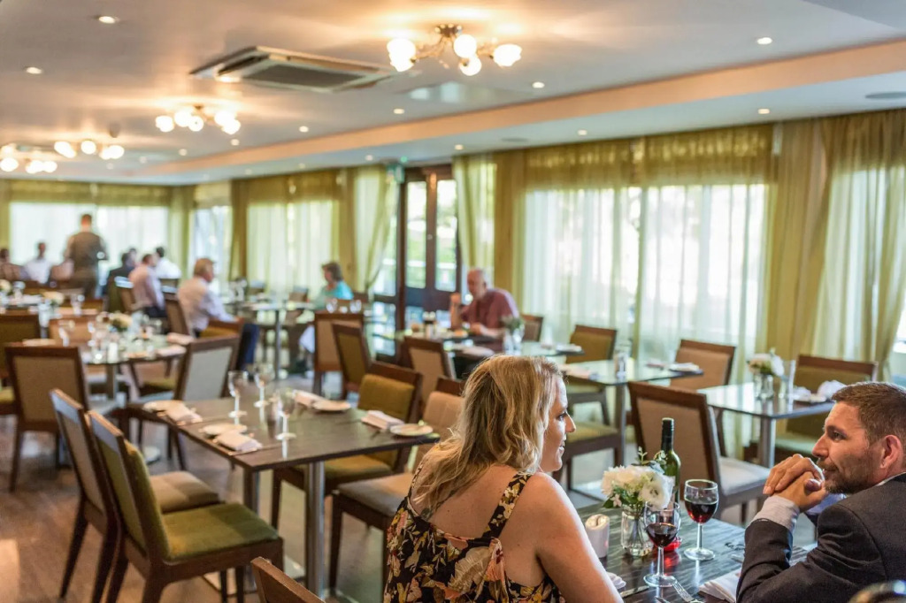 Aubrey Park Hotel
