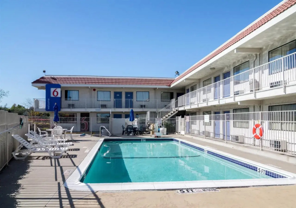 Motel 6 Fort Worth, TX East
