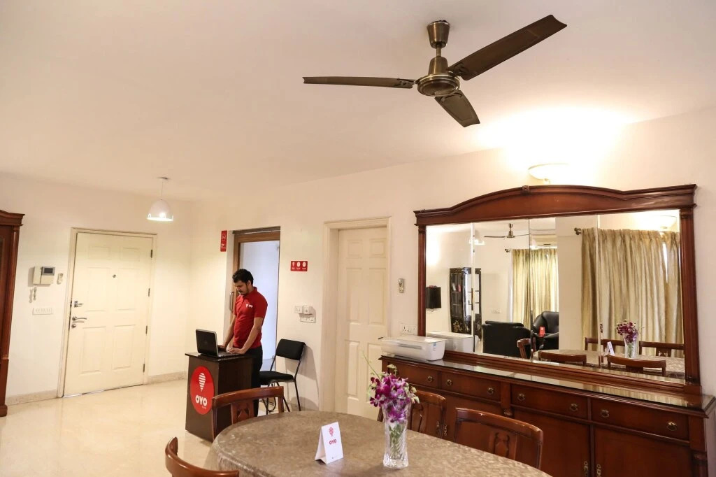 La Royle Appartments By OYO Rooms