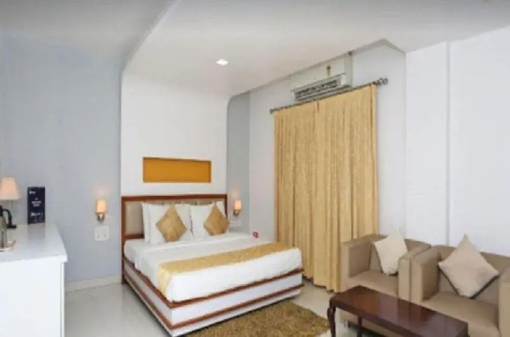 Hotel Golden Leaf Resort