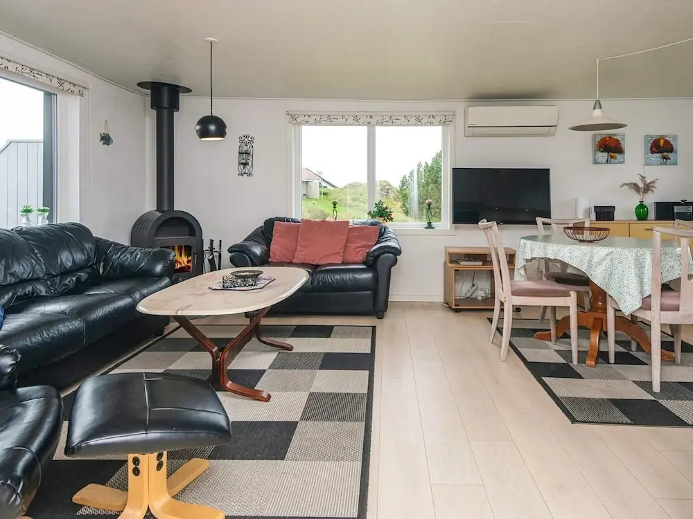 Cozy Holiday Home in Rømø near Beach