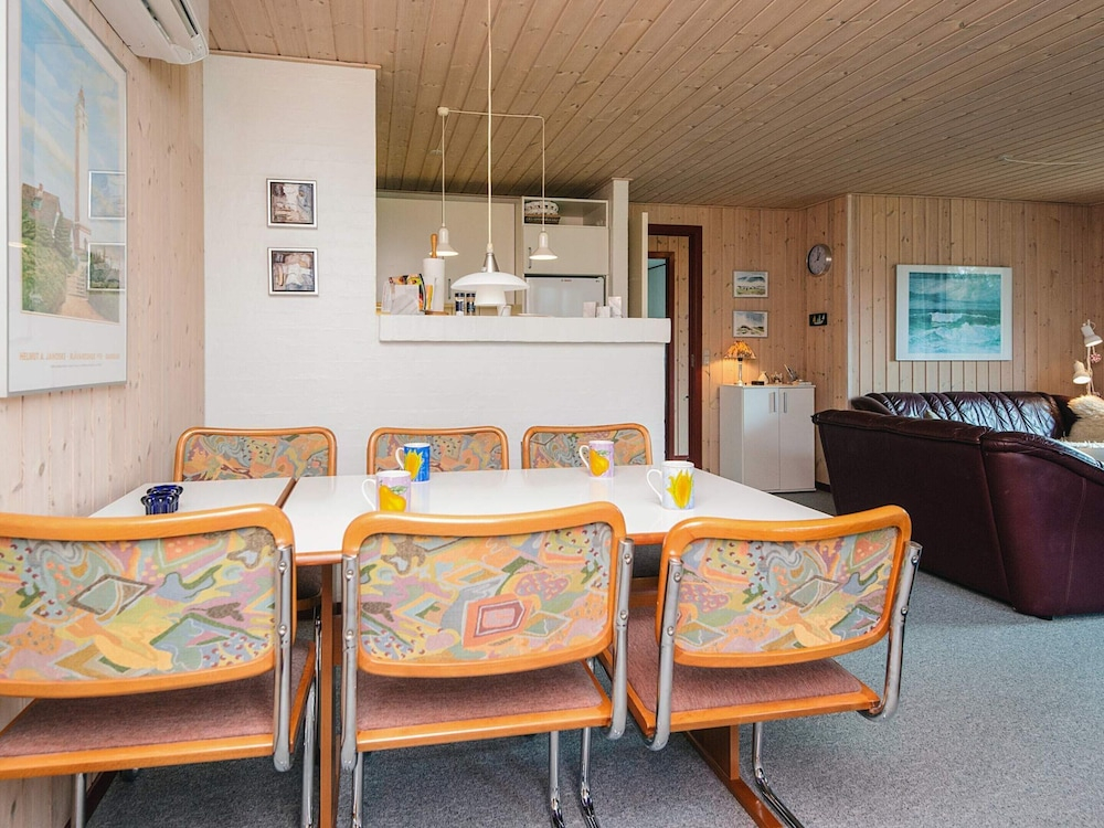 6 person holiday home in Blåvand