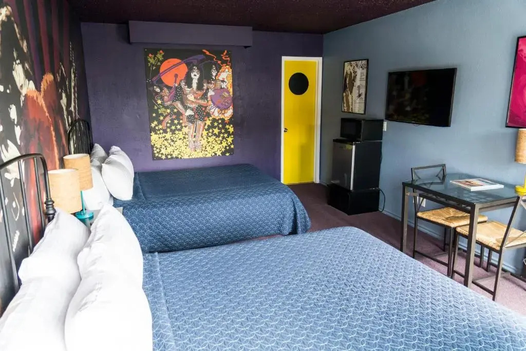 Huntington Surf Inn