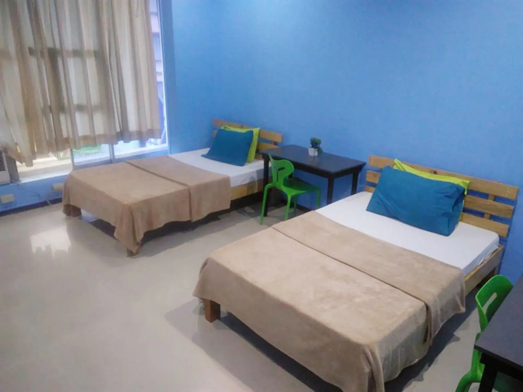 Yuj Inn Pasay