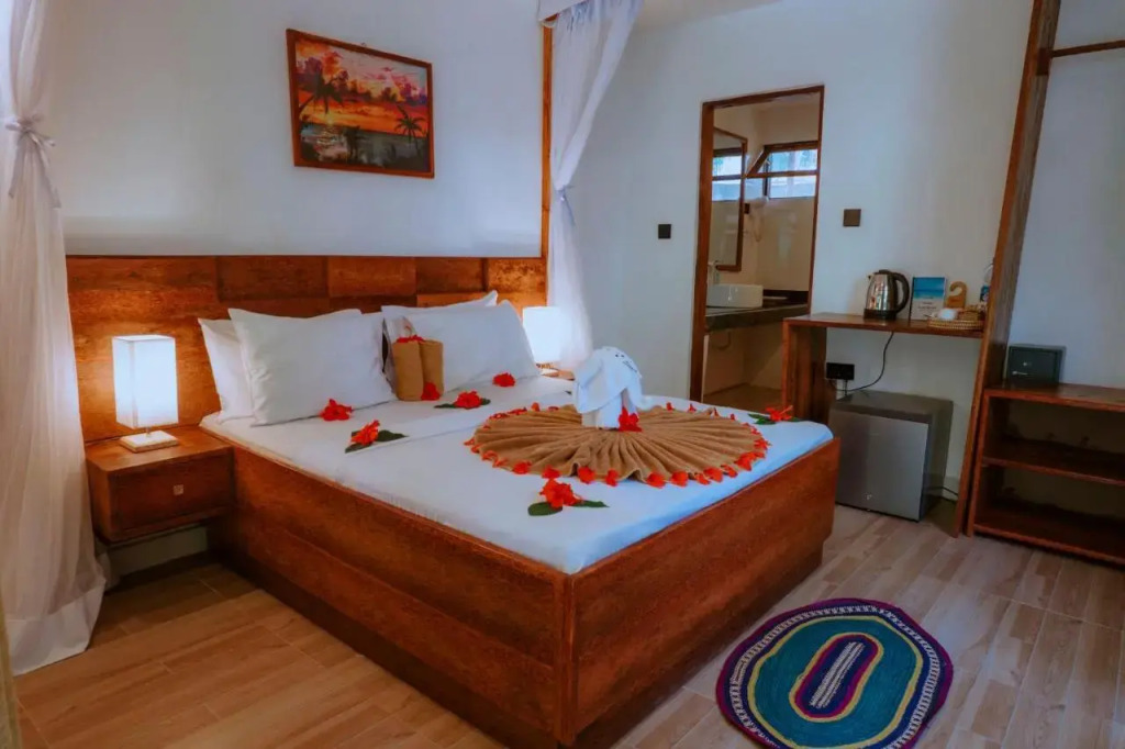 Mambo Ocean Resort