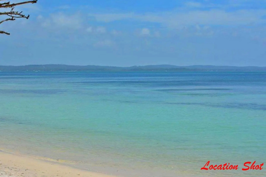 'Ambience on the Waterfront', 14 Danalene Pd - Prestige waterfront property