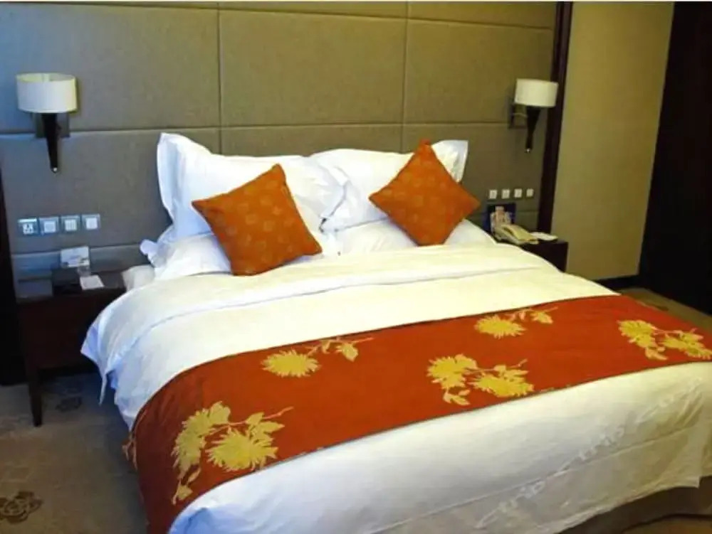 Xinjiang Plaza Guest Building