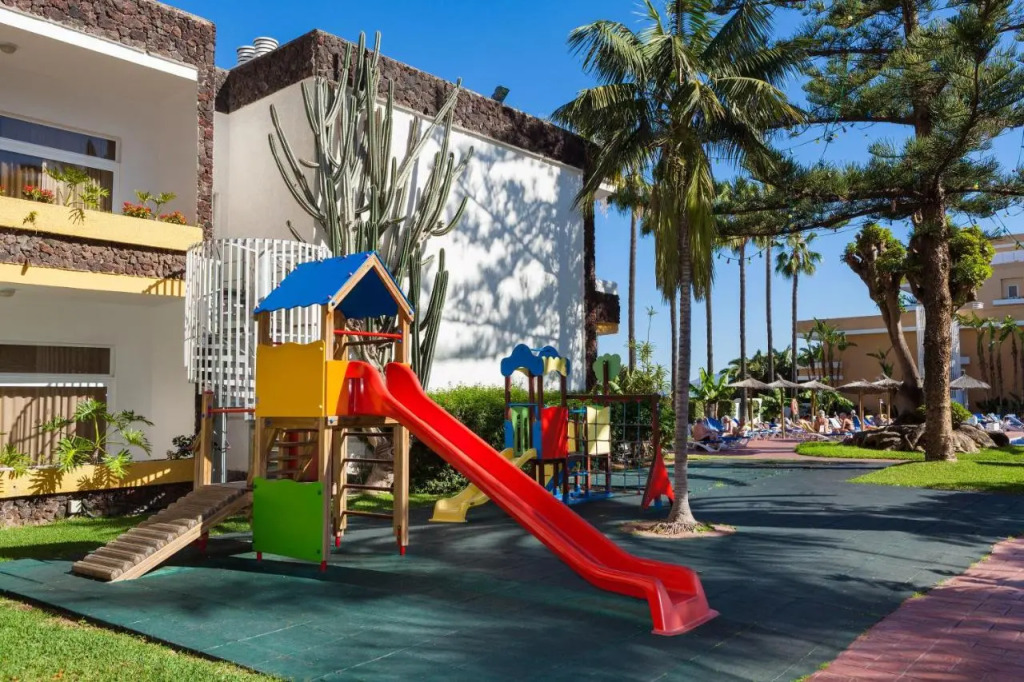 Complejo BLUESEA Puerto Resort compuesto por Hotel Canarife y Bonanza Palace