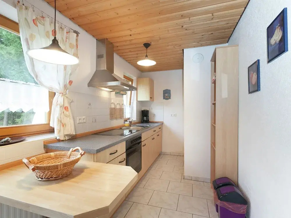 Beautiful Apartment in Lauterbach ot Fohrenbhl With Garden