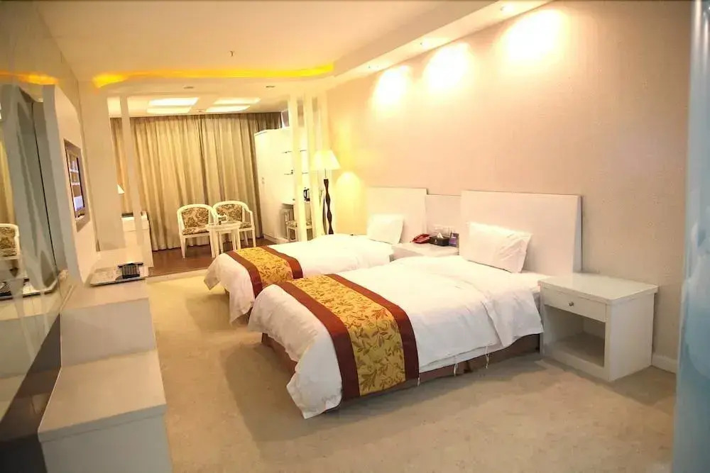 Chengdu Golden Shore Hotel-cuqiao