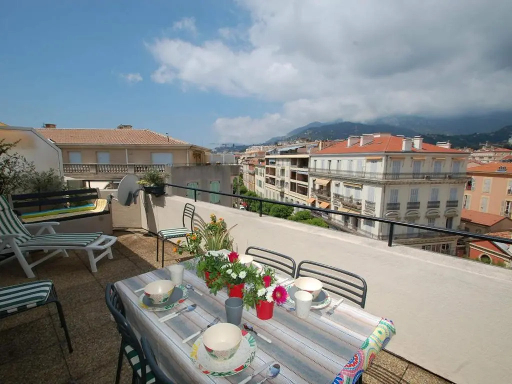 Appartement Menton, 2 pièces, 4 personnes - FR-1-196-280