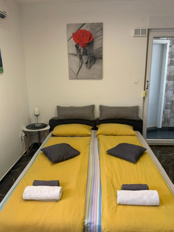 Studio apartman DAMA blizina amfiteatra i privatan parking