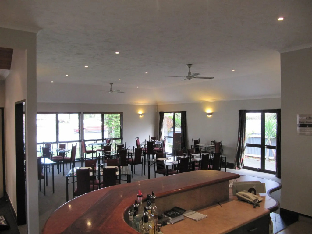 Palm City Motor Inn