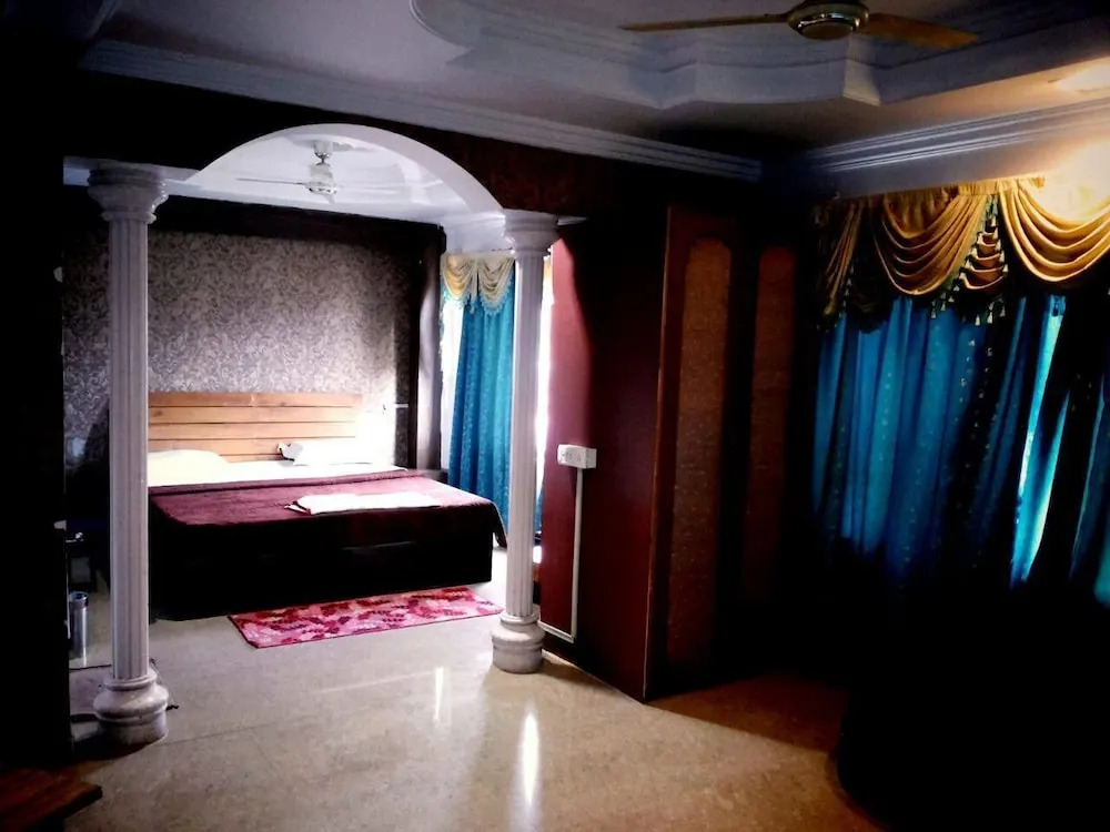 Hotel Indraprastha