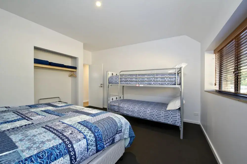 Margaret River Bungalow-1-street - pet friendly