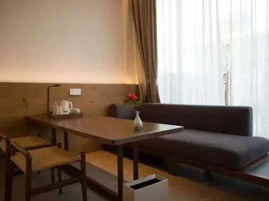 deefly origin house pearl town,zhuji