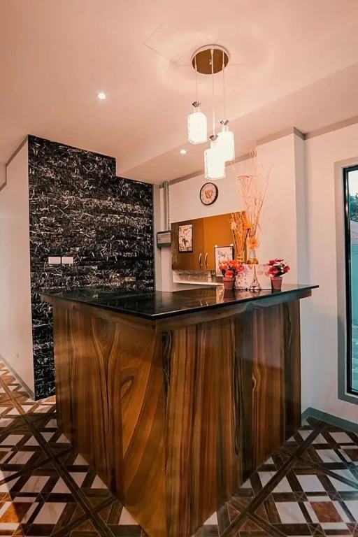 Kingswick Residences & Lodge