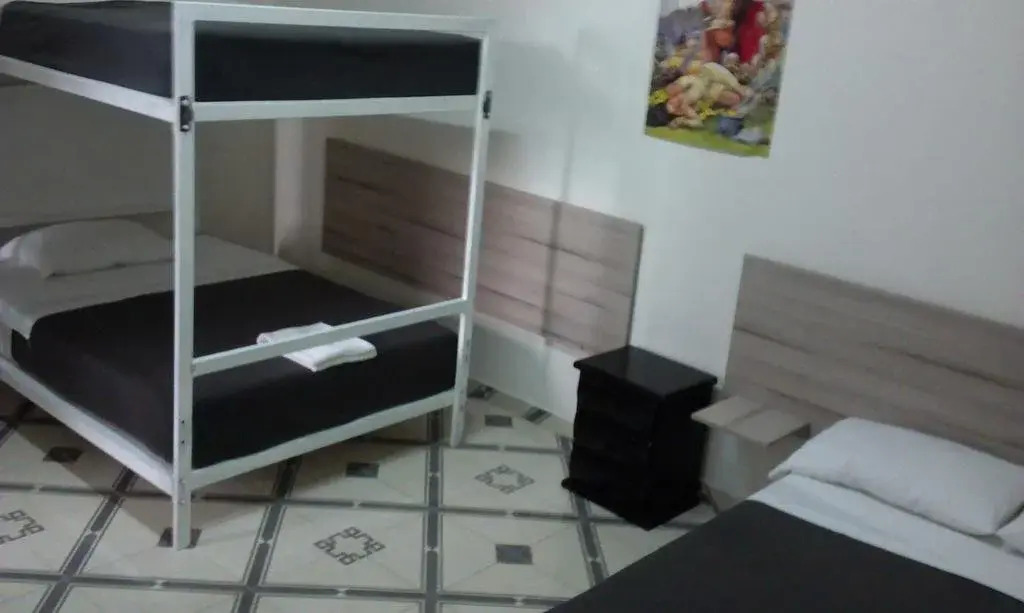 Hostel Oasis Centro by oyo rooms
