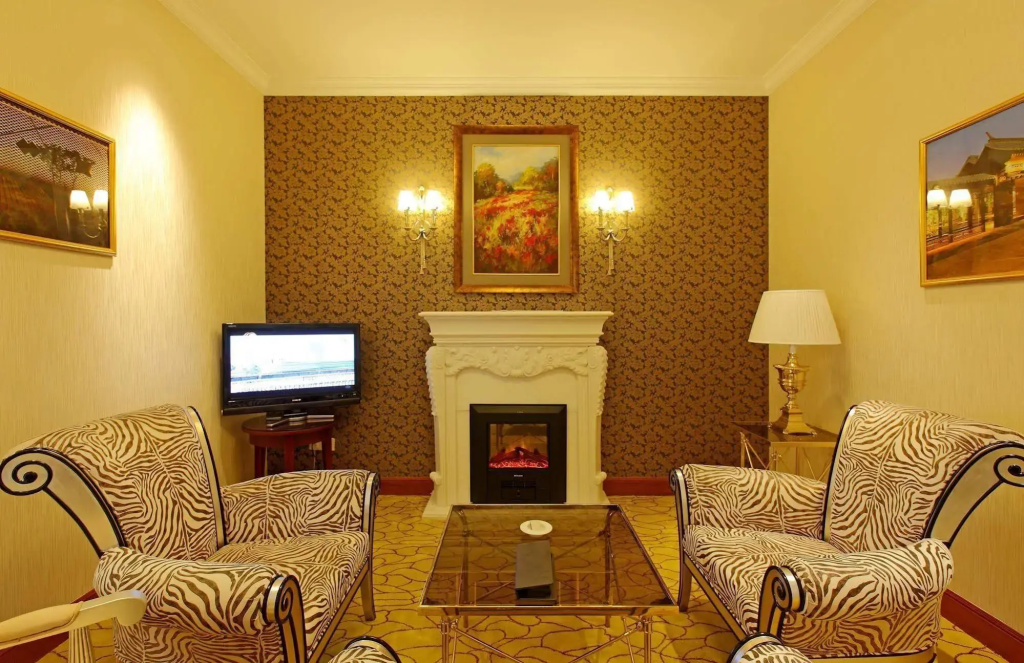 Wuhu Alton Hotel