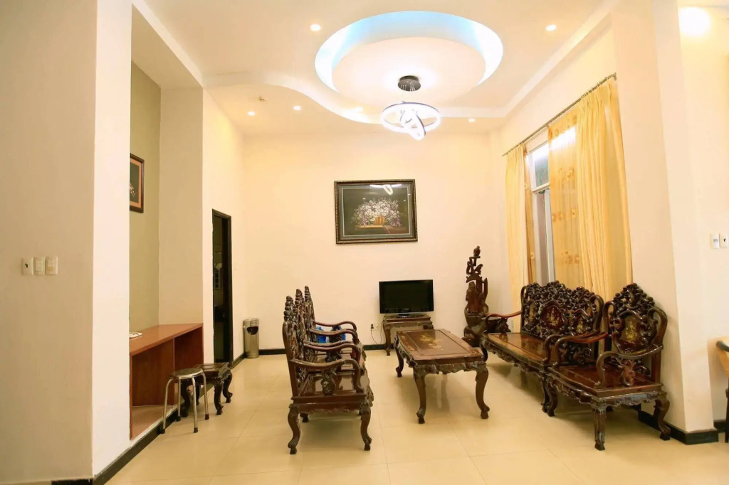 Cuong Long Hotel