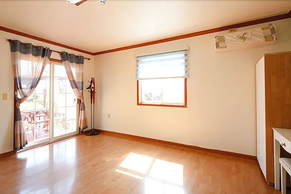 Anmyeondo Fullhouse Pension