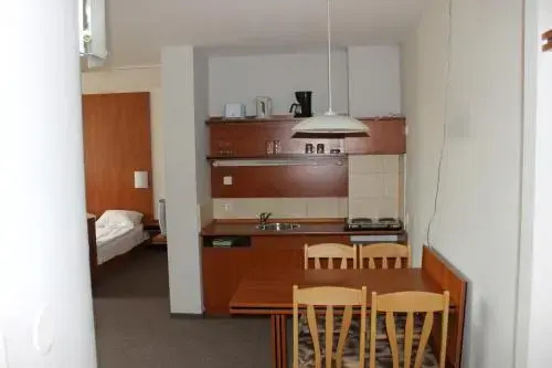 Bisser Aparthotel
