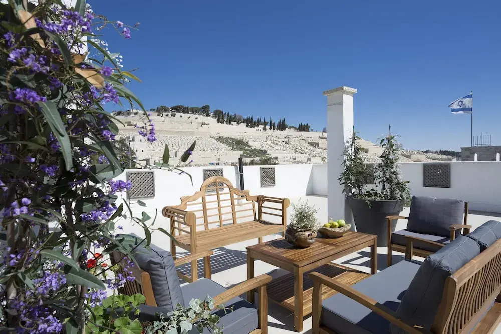 Mount of Olives Residence Glatt Kosher