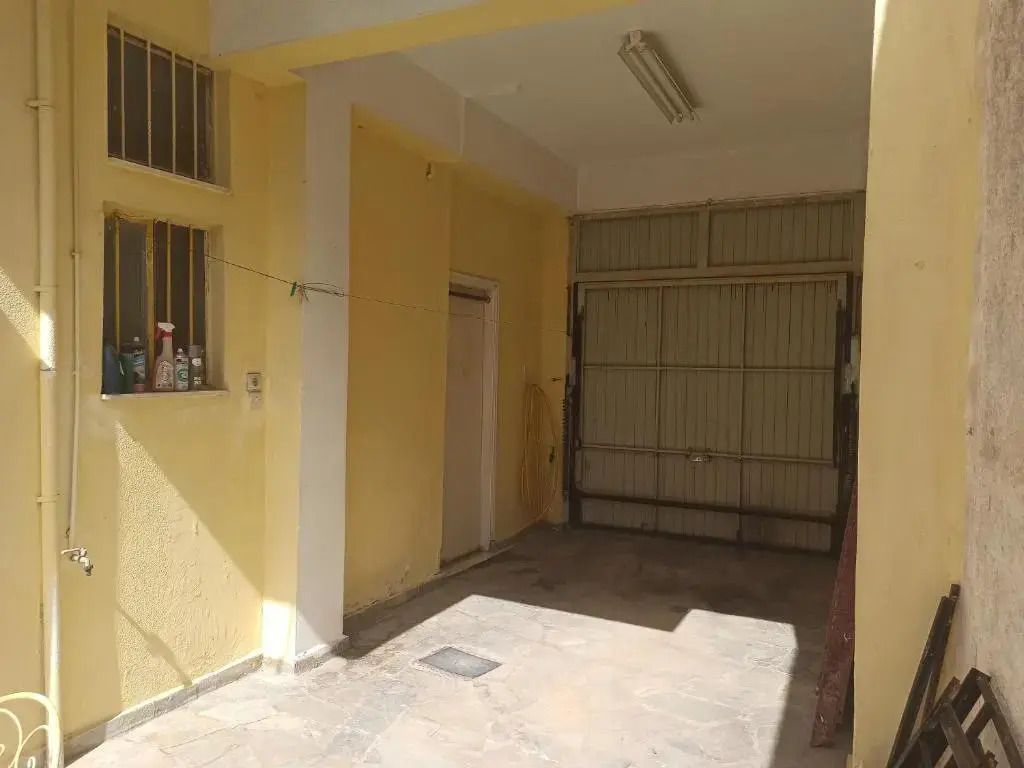 Entire House with garage, yard at Amfiali close to Piraeus Port
