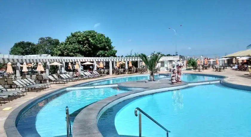 Hotel Lacqua Diroma - Apartamentos Completos para 5 pessoas em Caldas Novas-GO