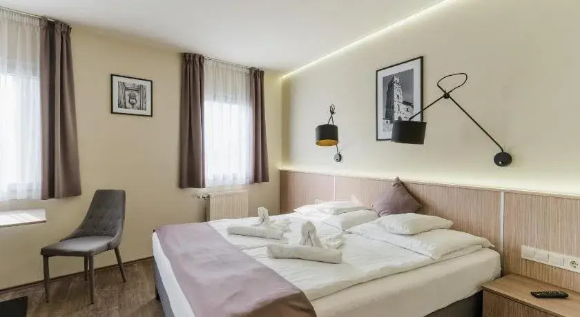 Amstel Hattyú Panzió -Érintésmentes bejelentkezés